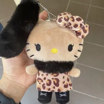 새상품 Avail 헬로키티 일광화상 표범 무늬 마스코트 참 아베일