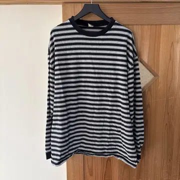 스크린 스타 L/S 보더드 티셔츠 손상됨