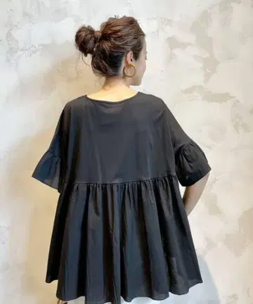 BEARDSLEY 천 콤비 개더 컷 티셔츠 새상품급