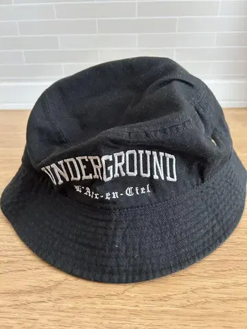 L'Arc-en-Ciel underground 버킷 햇 L