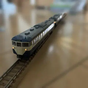 n 게이지 381계와 113계 세트