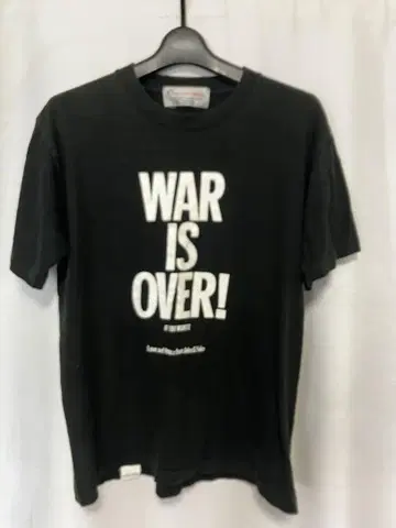 존 레논 'War Is Over' 티셔츠 M 사이즈 블랙