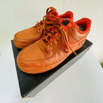 오렌지 GORE-TEX 스니커즈