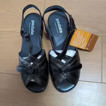 pedala 다크 브라운 스포츠 샌들