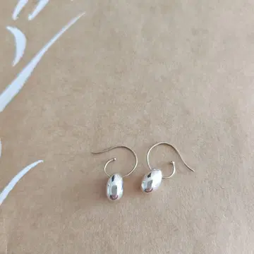 요건 레일 귀걸이 탑 실버 바바구리
