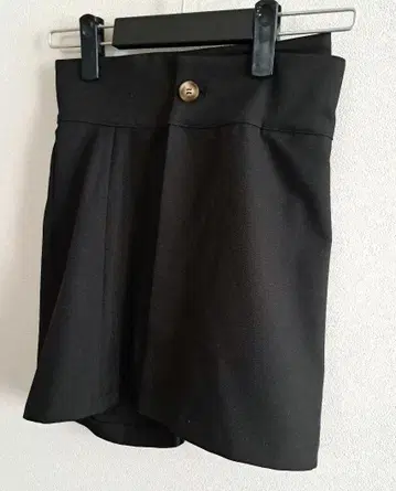 ACYM 큐롯 앞면 버튼 장식 아심