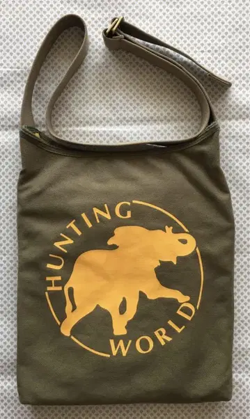 HUNTING WORLD 숄더백
