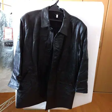 블랙 가죽 코트 M 사이즈