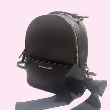 Maison de FLEUR 블랙 리본 백팩 M 사이즈