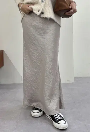 shenery 빈티지 새틴 머메이드 스커트