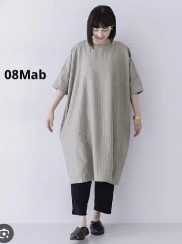 08Mab 린넨 혼방 그레이 스트라이프 오버 돌먼 원피스