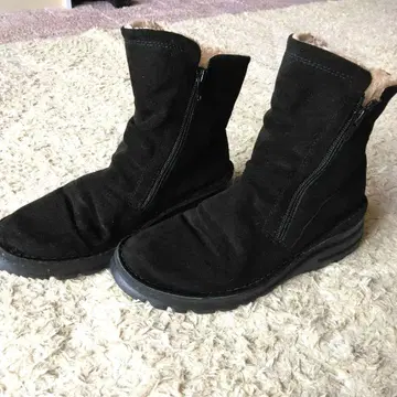 H.L, 블랙 스웨이드 무스탕 부츠 지퍼
