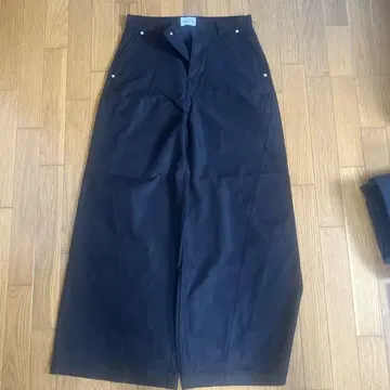 카모마일 목재 2겹 초광폭 슬랙스