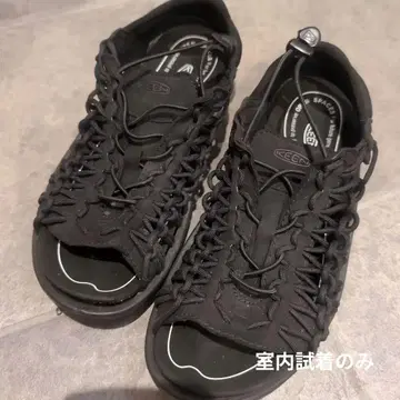 KEEN 스포츠 샌들 블랙