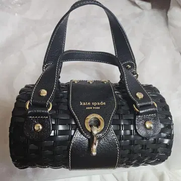 kate spade 뜨개질 디자인 바스켓백 블랙