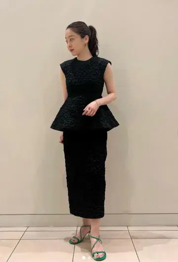 유나이티드 애로우즈 블랙 상의 36