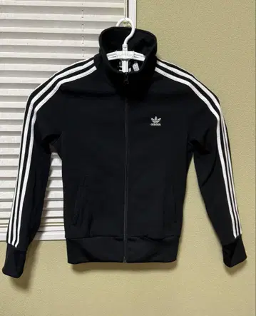 아디다스 트랙 자켓 우먼 OT XL