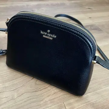 kate spade 블랙 가죽 숄더백