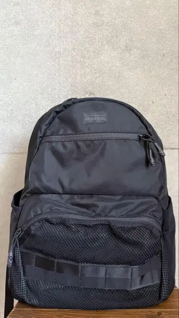 브리핑 화이트 마운티니어링 WIDE DAY PACK