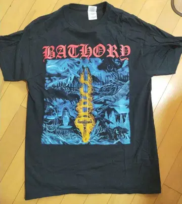 BATHORY/바소리 밴딩 티셔츠 M 사이즈