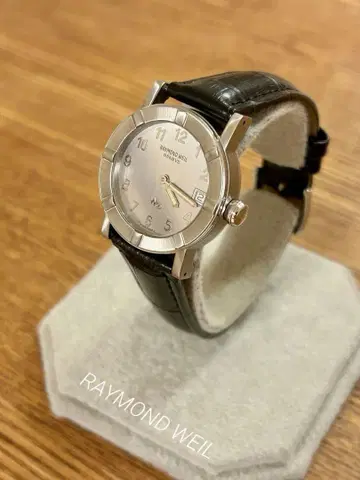 RAYMOND WEIL 레이몬드 윌 W1 3000 여성용 손목시계