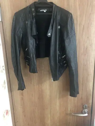 hyde의 라이더 자켓