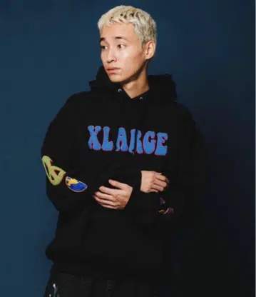 XLARGE 꽃무늬 후드 스웨터