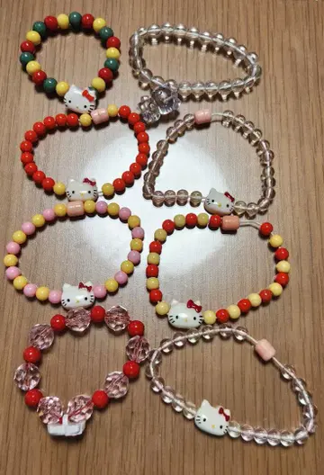 HELLO KITTY 비즈 팔찌