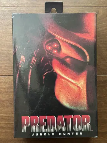 NECA 프레데터 피규어 [미개봉]