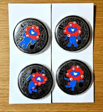 미야쿠미야쿠 메탈 아트 배지 블라인드