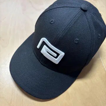 리버설 캡 블랙 프리 사이즈