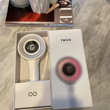 TWICE 응원봉 화이트 박스 포함