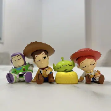 어깨 쿵 fig. 토이스토리