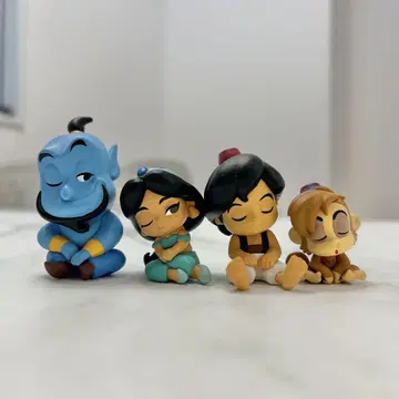 어깨 쿵 fig. 디즈니 알라딘