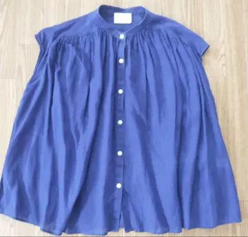 UNITED ARROWS 프렌치 슬리브 개더 블라우스