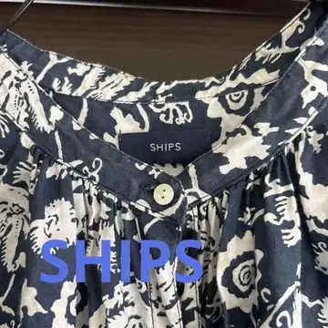 SHIPS 꽃무늬 슬리브리스 셔츠