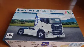 이타레리 1/24 스카니아 770 S V8 호아키토 캐빈