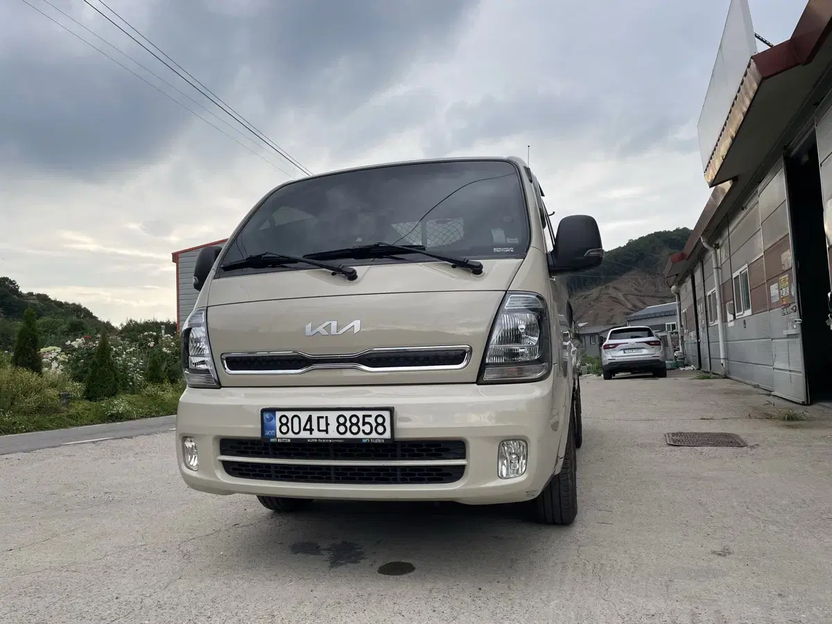 Kia Bongo3 2022 Diesel vehicle for sell