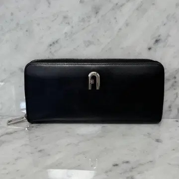 FURLA 훌라 라운드 지퍼 장지갑 블랙 검정 실버 로고 가죽