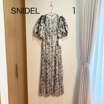 0093 SNIDEL 스나이델 2WAY 볼륨 슬리브 프린트 원피스