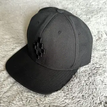 블랙 캡 STAFF 자수