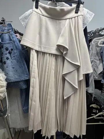 SNIDEL 플리츠 스커트