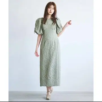 자카드 볼륨 슬리브 원피스