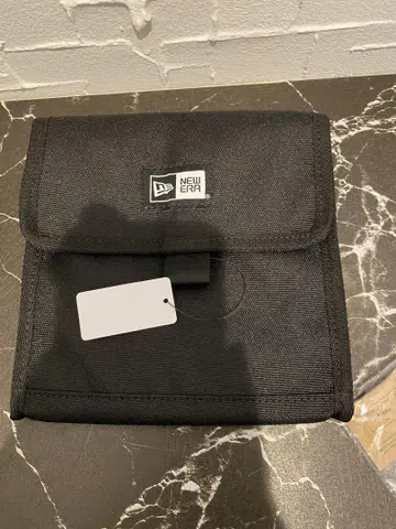 넥 파우치 뉴에라 미니 백 0.5L 유니섹스 블랙