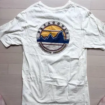 인기 아웃도어 브랜드 Patagonia 파타고니아 백 프린트 포켓 티셔츠