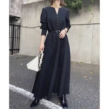 UNDRESSED BACK TUCK DRESS 블랙 S 사이즈