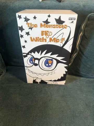 POP MART THE MONSTERS FLIP WITH ME 봉제 인형