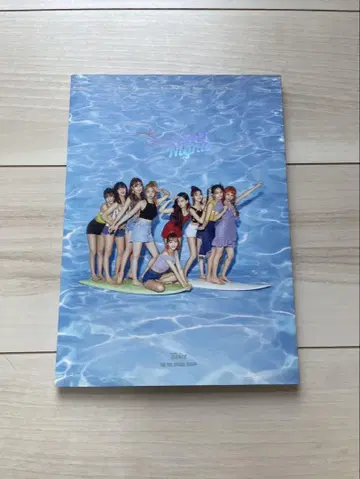 TWICE 앨범 2018년