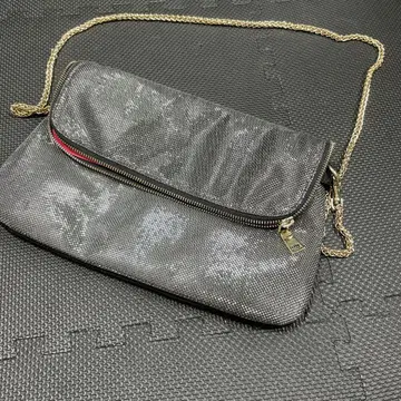 used:블랙 클러치백 OPAQUE.CLIP