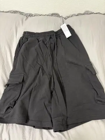whinny 휘니 뚝뚝 떨어지는 팬티 하프 팬츠